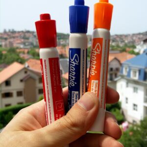 felt pens, pens, markers, colorful
